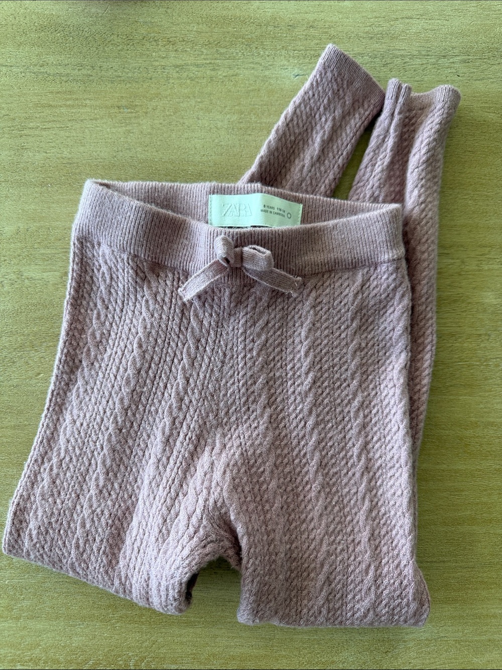 Zara - Pink Cable-Knit Leggings